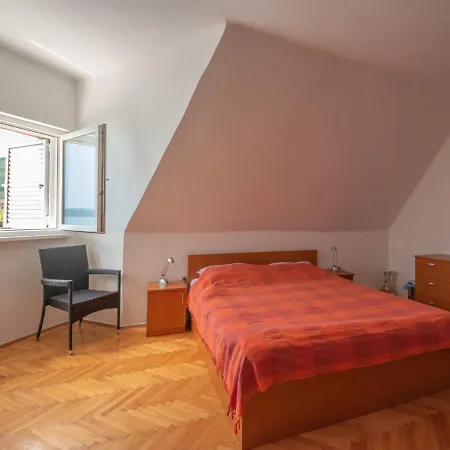 Apartment Najade-1 By Interhome