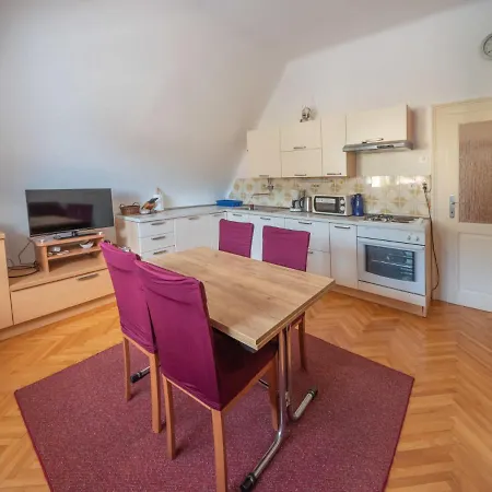 Apartment Najade-1 By Interhome