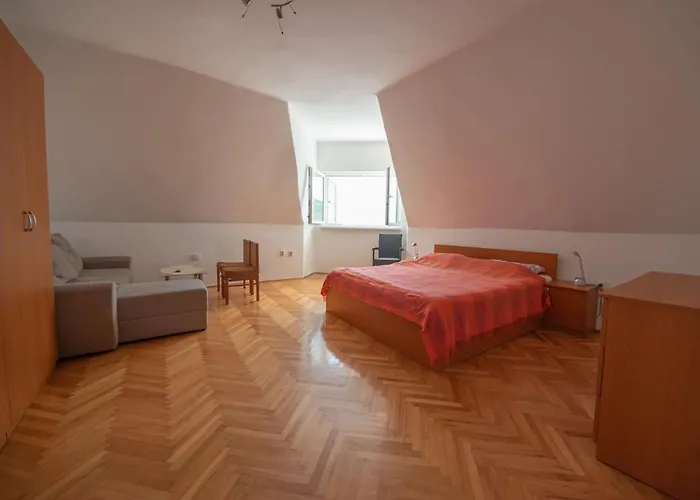 Najade-1 By Interhome *